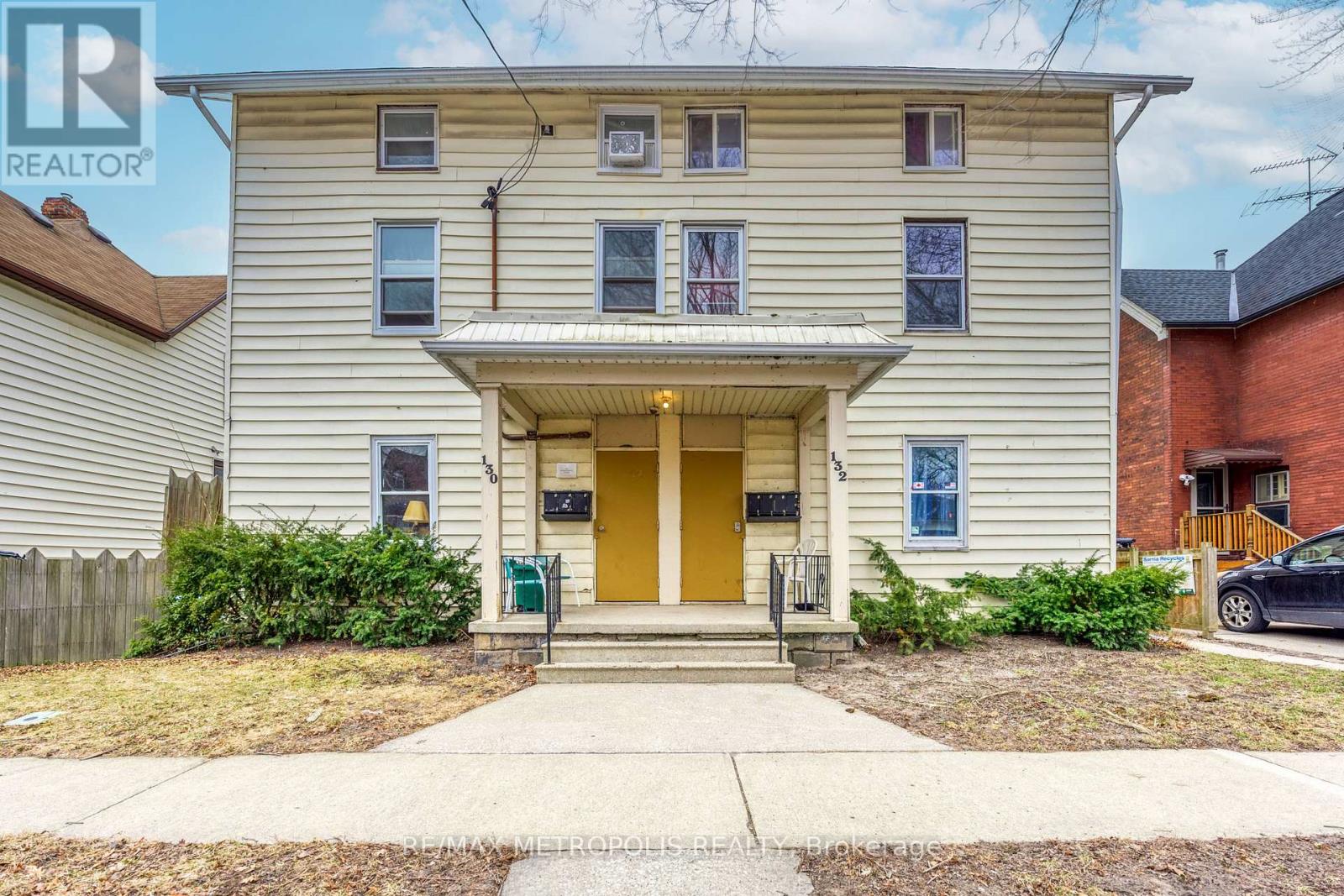 2 - 132 FORSYTH STREET S, Sarnia, Ontario