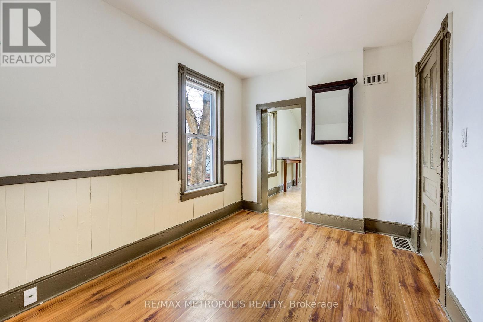 2 - 132 Forsyth Street S, Sarnia, Ontario  N7T 3A7 - Photo 18 - X12924432