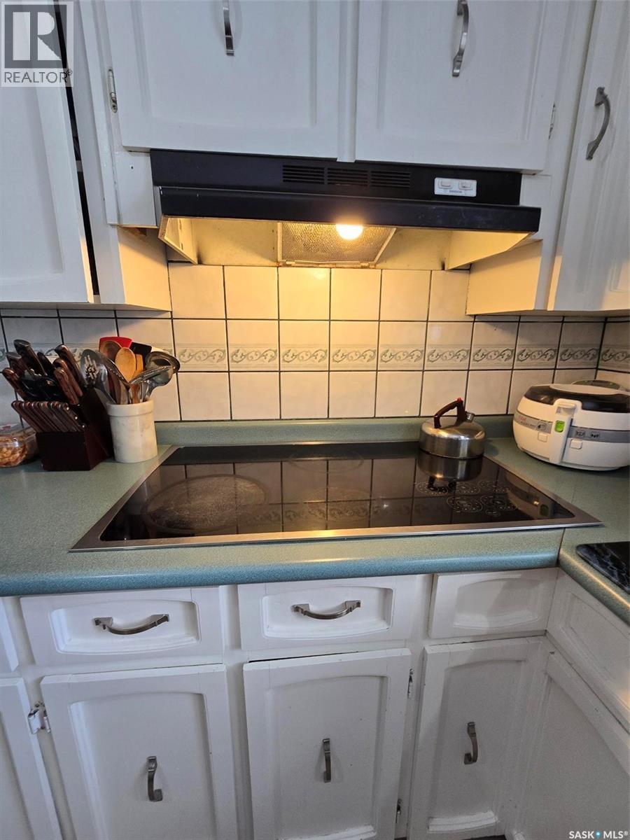 298 7th Avenue, Broadview, Saskatchewan  S0G 0K0 - Photo 15 - SK031491