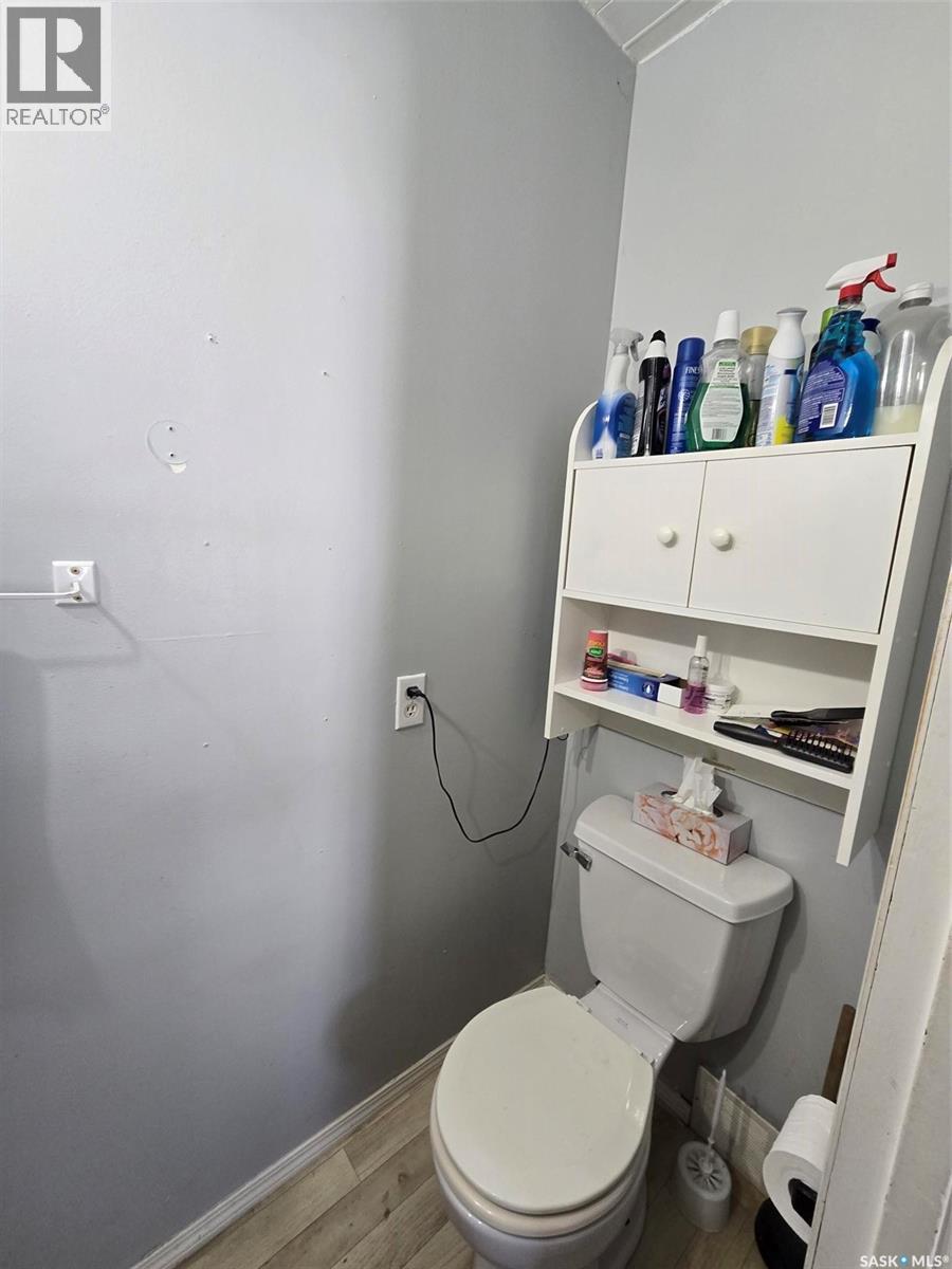 298 7th Avenue, Broadview, Saskatchewan  S0G 0K0 - Photo 18 - SK031491