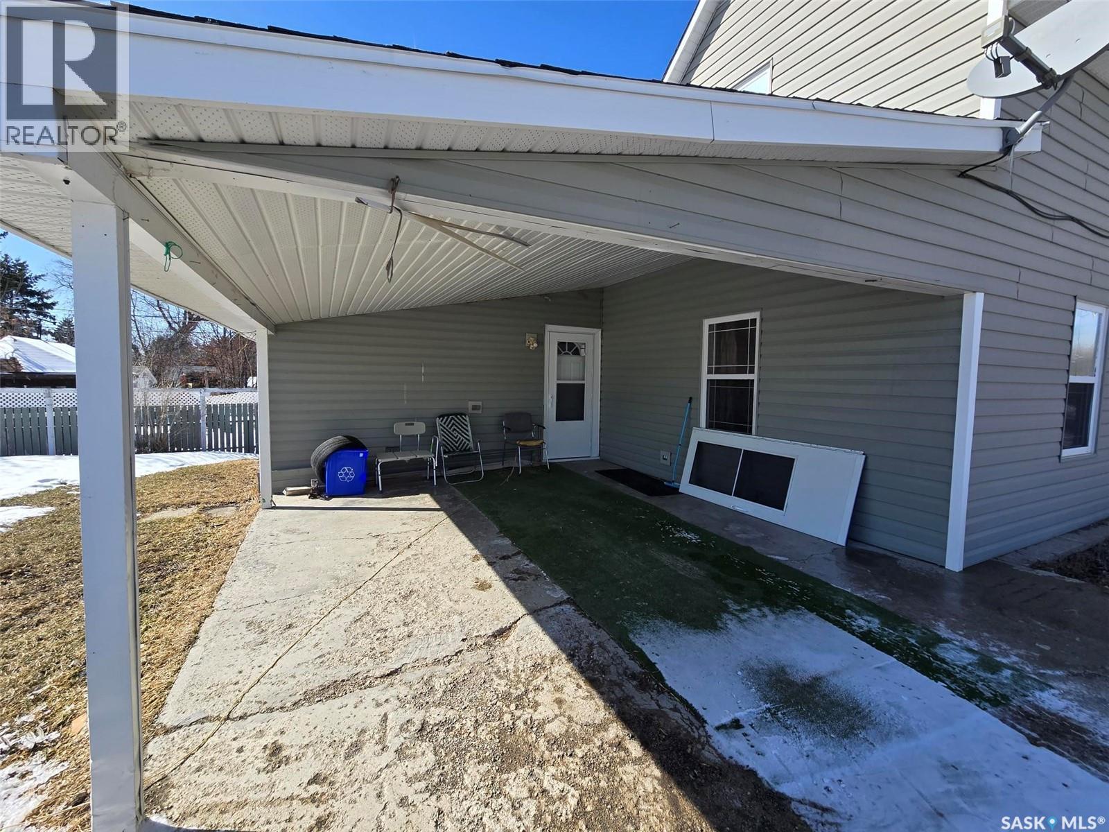 298 7th Avenue, Broadview, Saskatchewan  S0G 0K0 - Photo 43 - SK031491