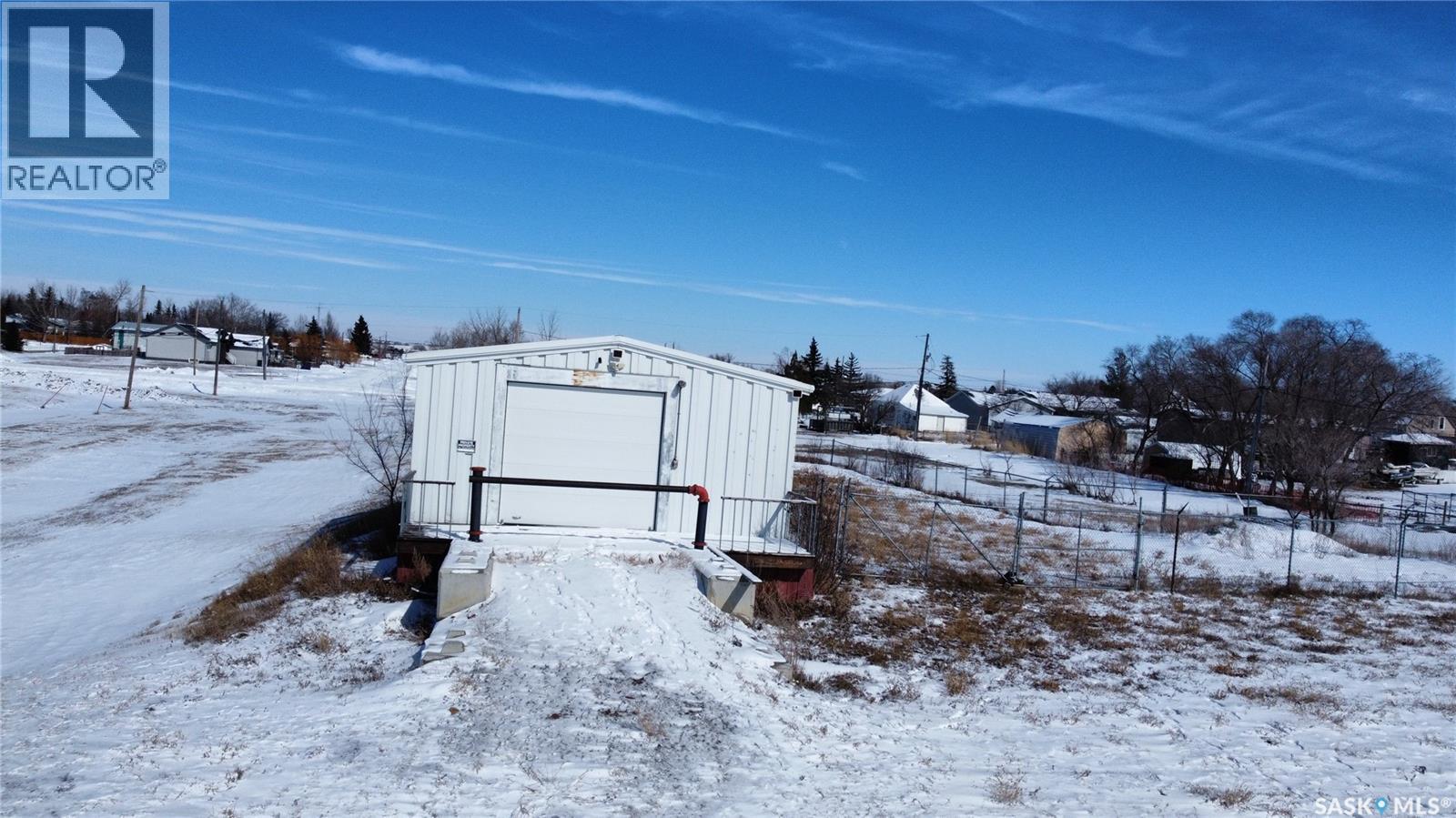 901 Railway Avenue, Hanley, Saskatchewan  S0G 2E0 - Photo 3 - SK031423