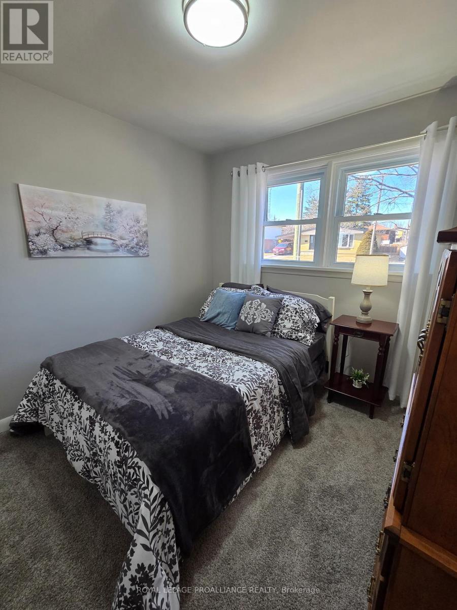 4 Gearin Street, Quinte West, Ontario  K8V 3Y1 - Photo 13 - X12912988