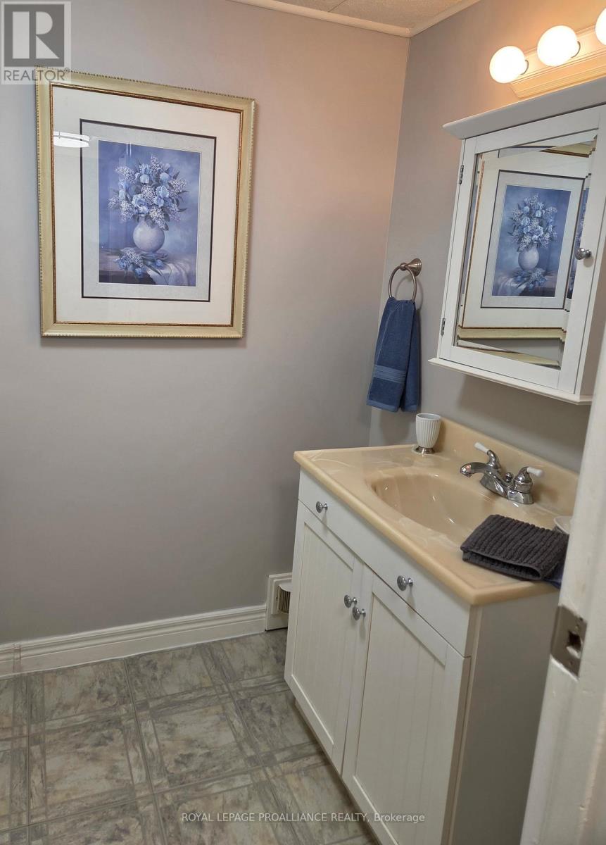 4 Gearin Street, Quinte West, Ontario  K8V 3Y1 - Photo 22 - X12912988