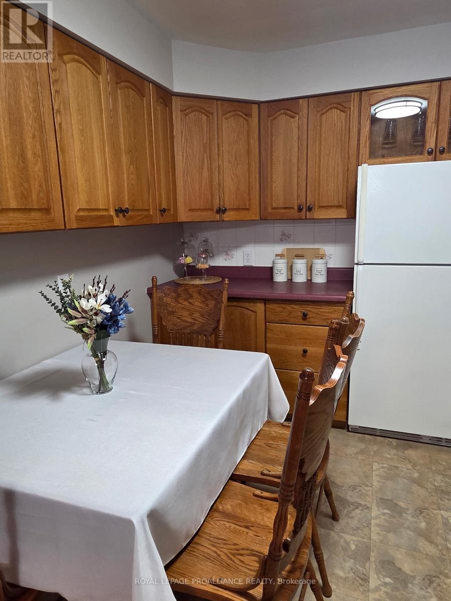 4 Gearin Street, Quinte West, Ontario  K8V 3Y1 - Photo 3 - X12912988