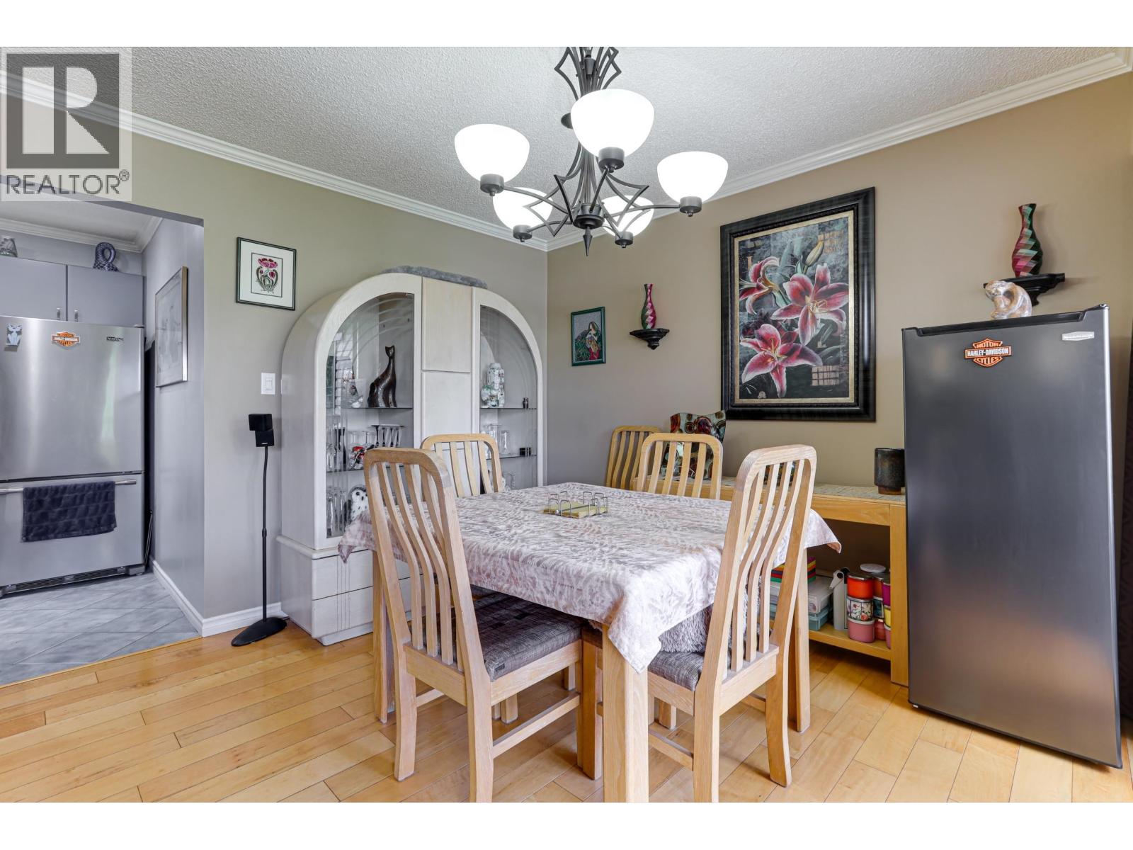 301 1048 King Albert Avenue, Coquitlam, British Columbia  V3J 1X5 - Photo 13 - R3056667