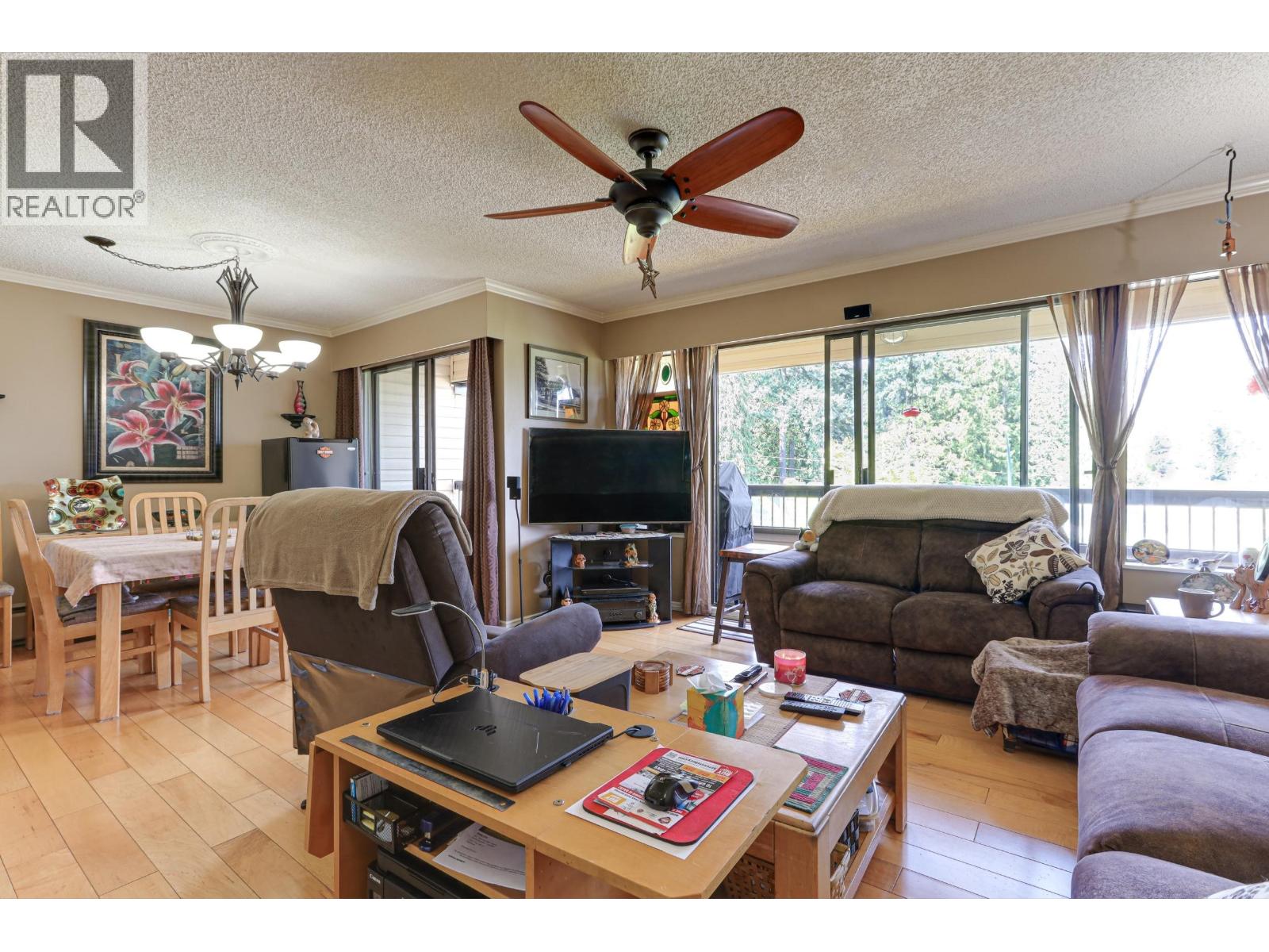 301 1048 King Albert Avenue, Coquitlam, British Columbia  V3J 1X5 - Photo 11 - R3056667