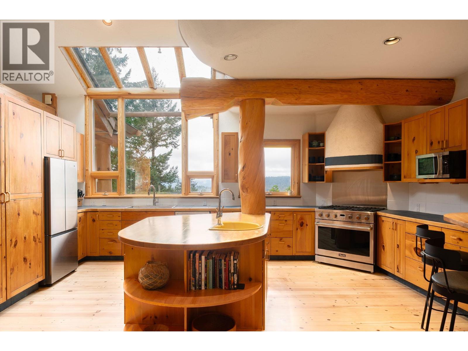 675 Cates Lane, Bowen Island, British Columbia V0N 1G2 - Photo 12 - R3090238