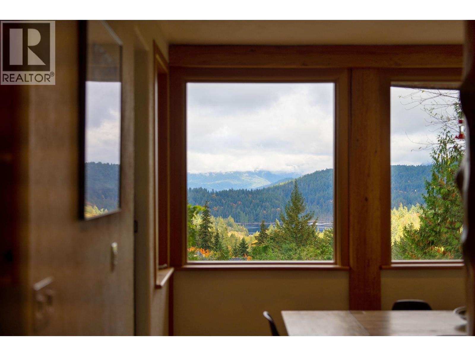 675 Cates Lane, Bowen Island, British Columbia V0N 1G2 - Photo 15 - R3090238