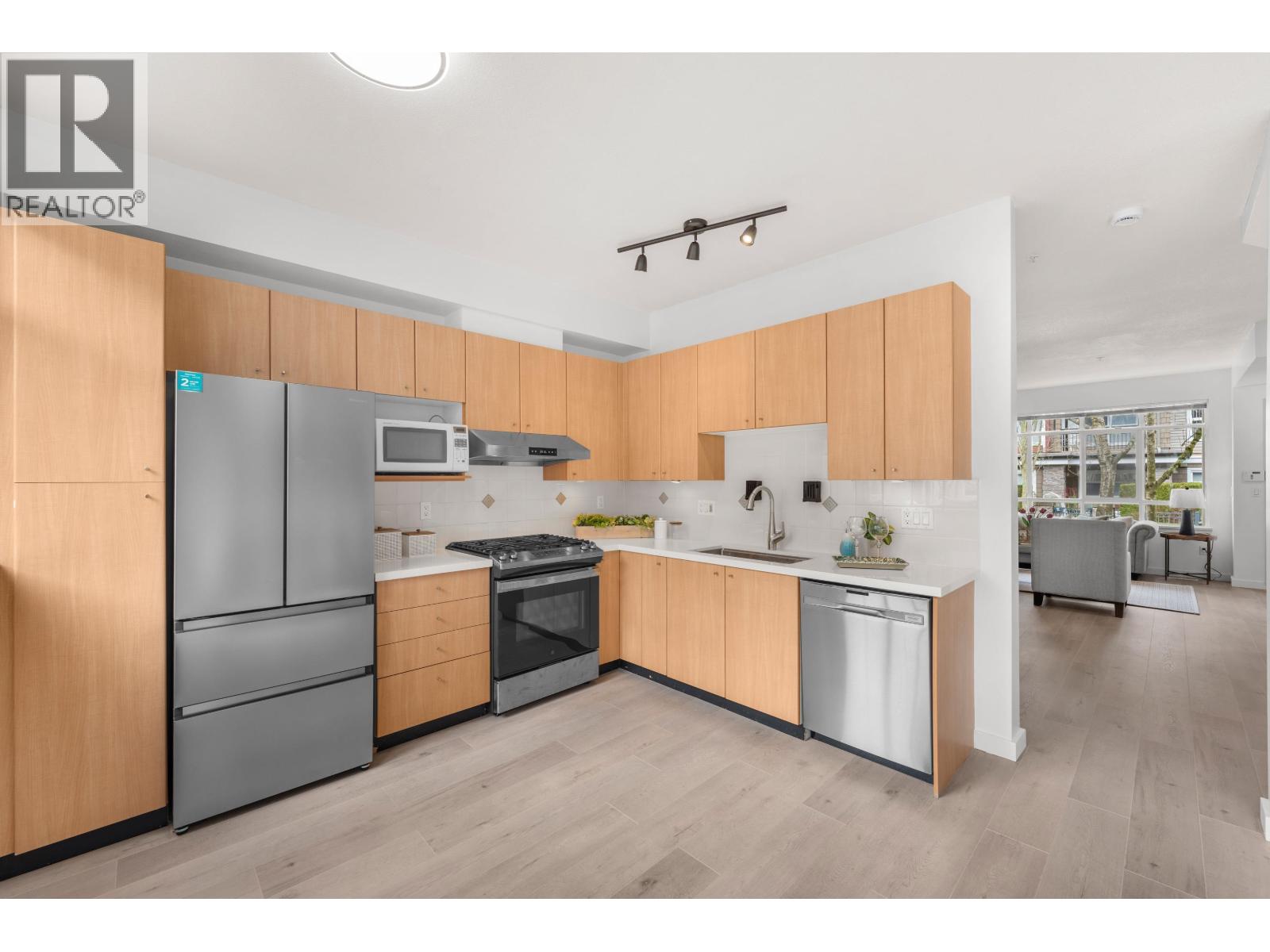 7148 Mont Royal Square, Vancouver, British Columbia  V5S 4X5 - Photo 13 - R3104311