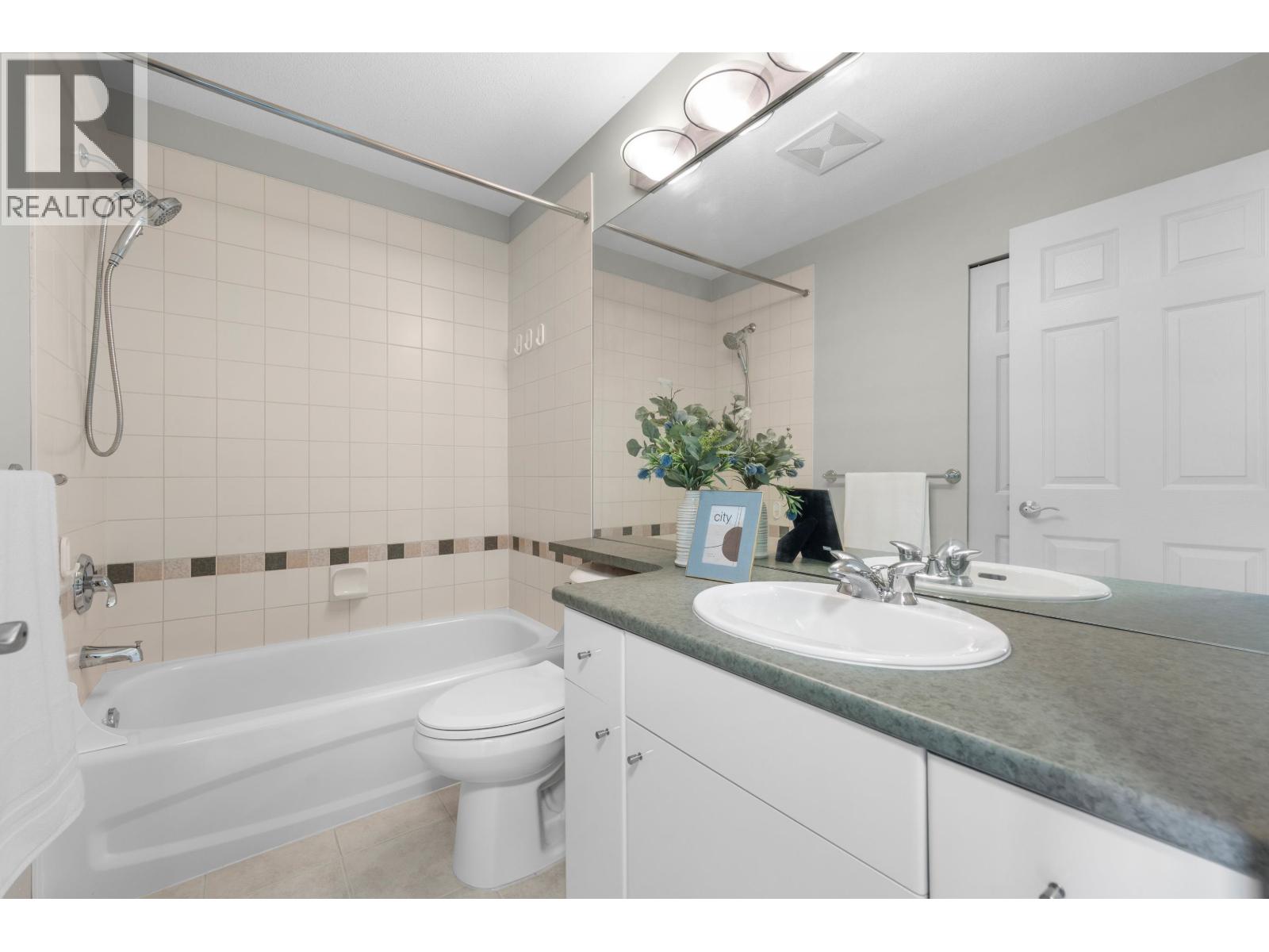 7148 Mont Royal Square, Vancouver, British Columbia  V5S 4X5 - Photo 28 - R3104311