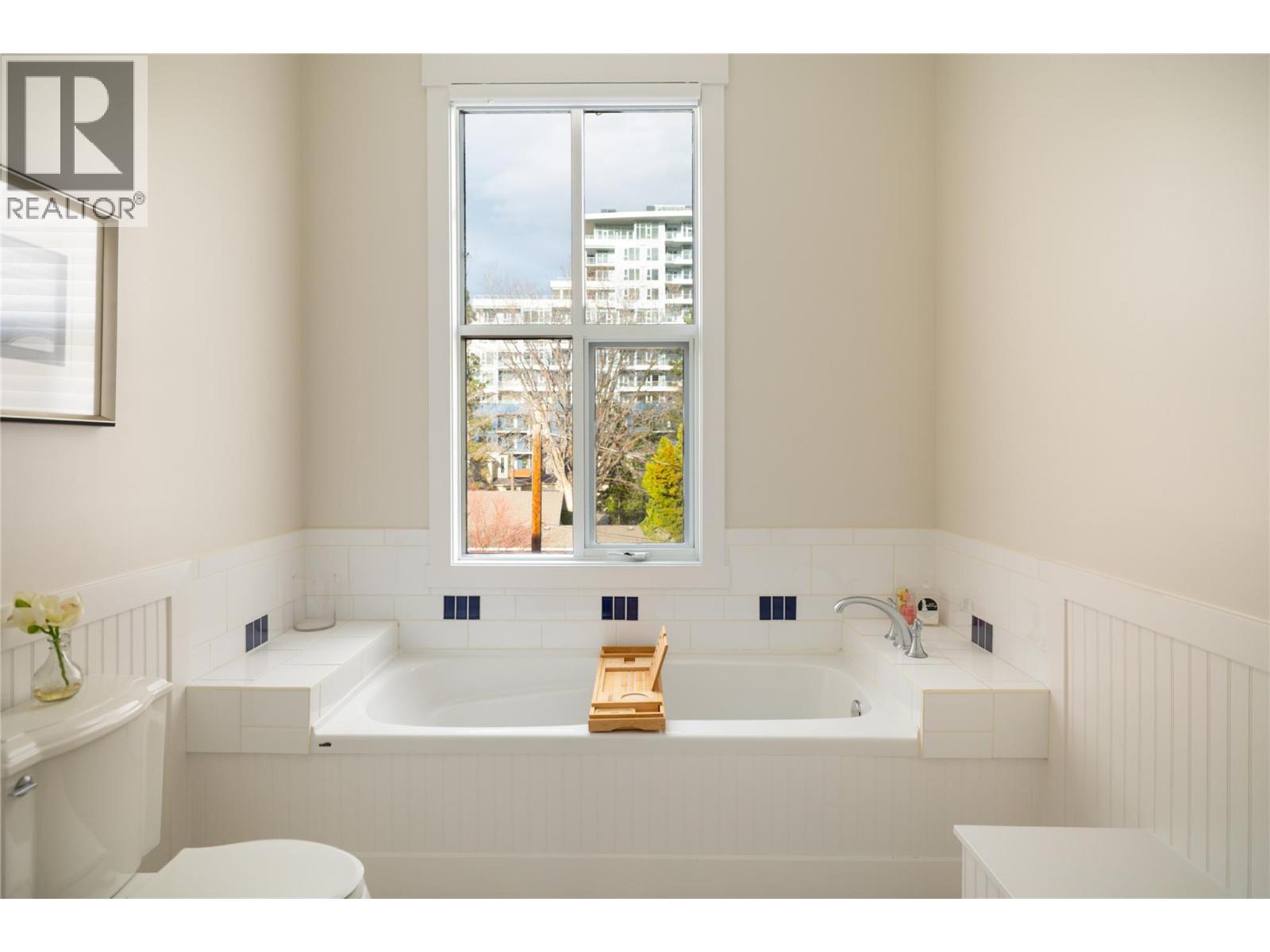 3880 Truswell Road Unit# 124, Kelowna, British Columbia  V1W 5A2 - Photo 23 - 10380114