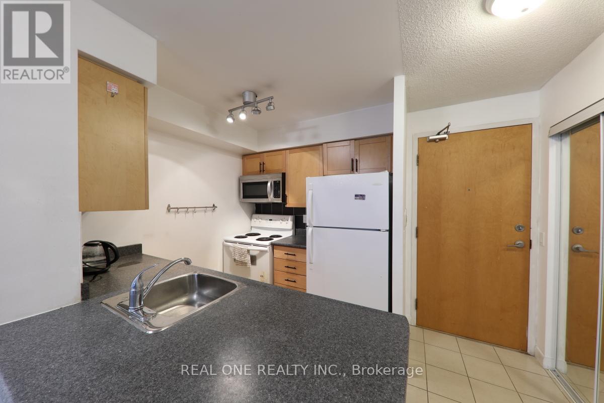 1911 - 4968 Yonge Street, Toronto, Ontario  M2N 7G9 - Photo 10 - C12931252