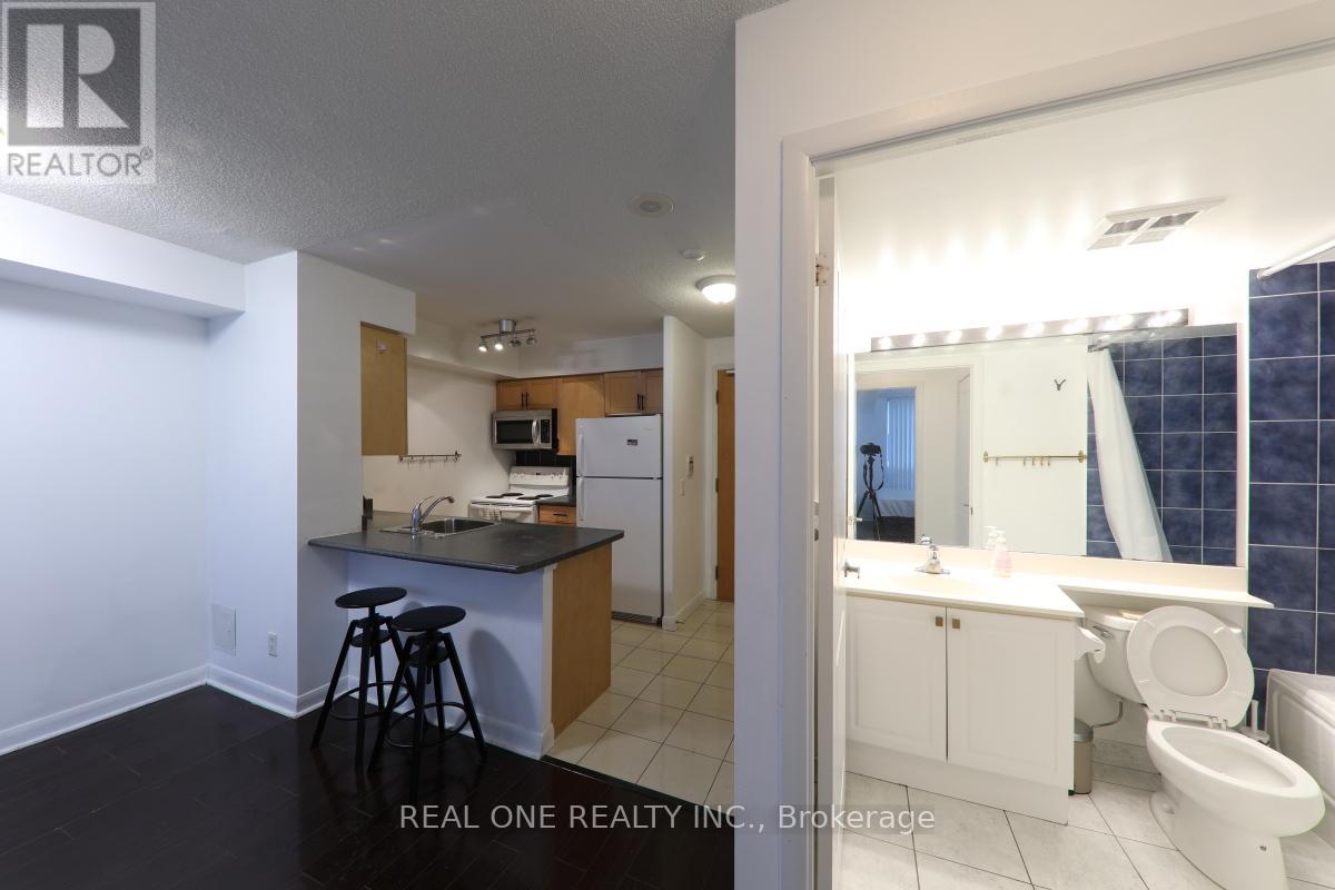 1911 - 4968 Yonge Street, Toronto, Ontario  M2N 7G9 - Photo 23 - C12931252