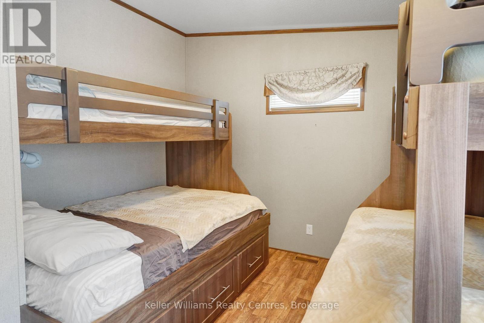 M24 - 13 Southline Avenue, Huron-Kinloss, Ontario  N2Z 2X5 - Photo 23 - X12931264