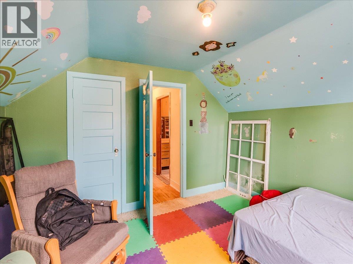 2150 Thompson Avenue, Rossland, British Columbia  V0G 1Y0 - Photo 25 - 10380851