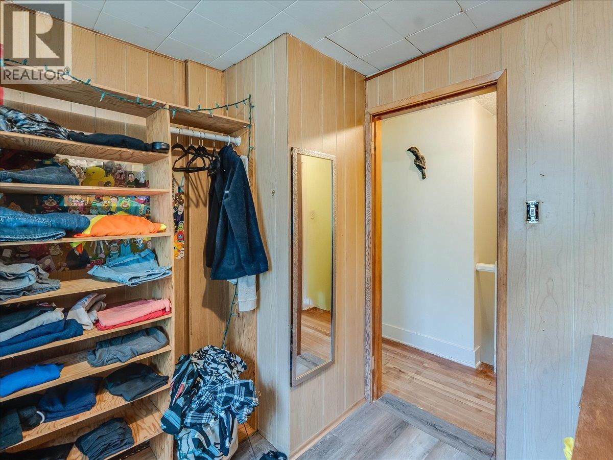 2150 Thompson Avenue, Rossland, British Columbia  V0G 1Y0 - Photo 23 - 10380851