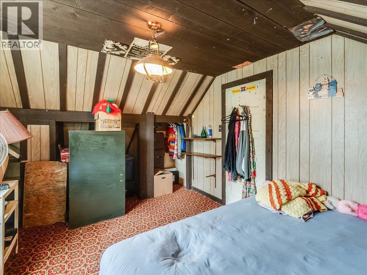 2150 Thompson Avenue, Rossland, British Columbia  V0G 1Y0 - Photo 20 - 10380851