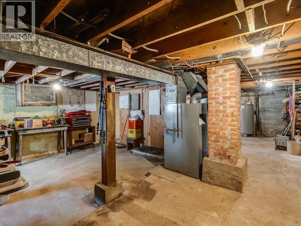 2150 Thompson Avenue, Rossland, British Columbia  V0G 1Y0 - Photo 30 - 10380851