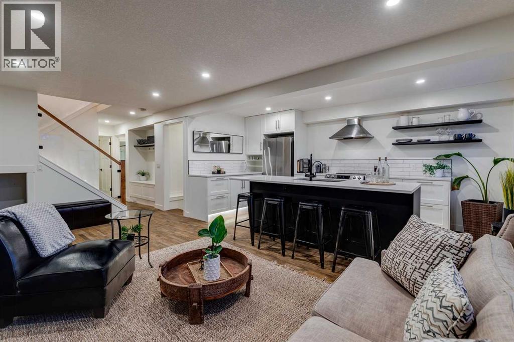 2126 18a Street SW, Calgary, Alberta  T2T 4W2 - Photo 9 - A2288615