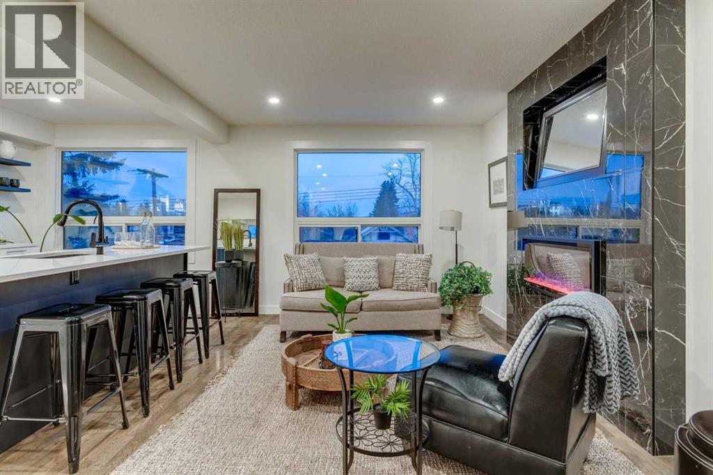 2126 18a Street SW, Calgary, Alberta  T2T 4W2 - Photo 4 - A2288615