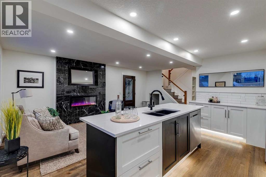 2126 18a Street SW, Calgary, Alberta  T2T 4W2 - Photo 12 - A2288615