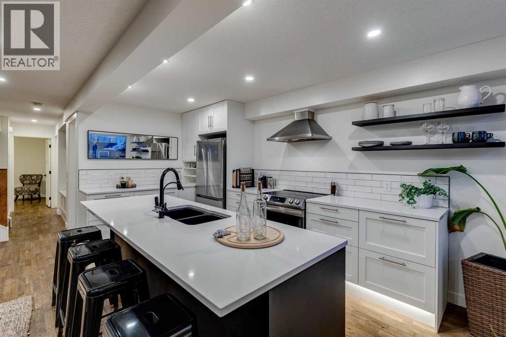 2126 18a Street SW, Calgary, Alberta  T2T 4W2 - Photo 11 - A2288615