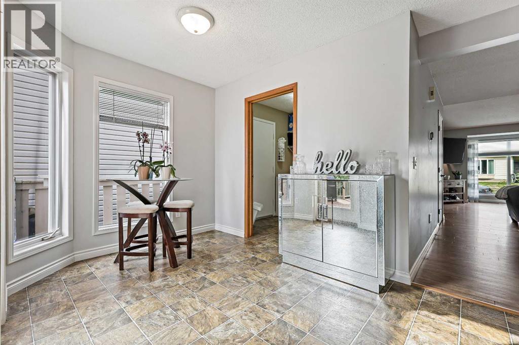 32 Millrise Crescent Sw, Calgary, Alberta  T2Y 2H6 - Photo 18 - A2293264