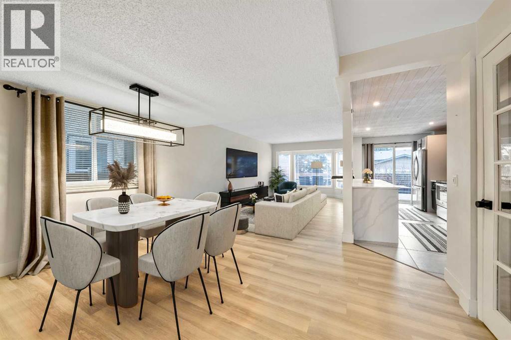 100 Woodfield Green Sw, Calgary, Alberta  T2W 3T9 - Photo 7 - A2296479