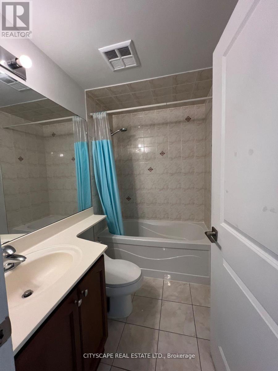 510 - 80 Absolute Avenue, Mississauga (City Centre), Ontario  L4Z 0A5 - Photo 7 - W12931192