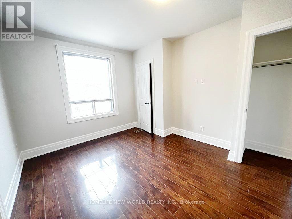 Main - 3 Roblocke Avenue, Toronto (Dovercourt-Wallace Emerson-Junction), Ontario  M6G 3R6 - Photo 6 - W12931208