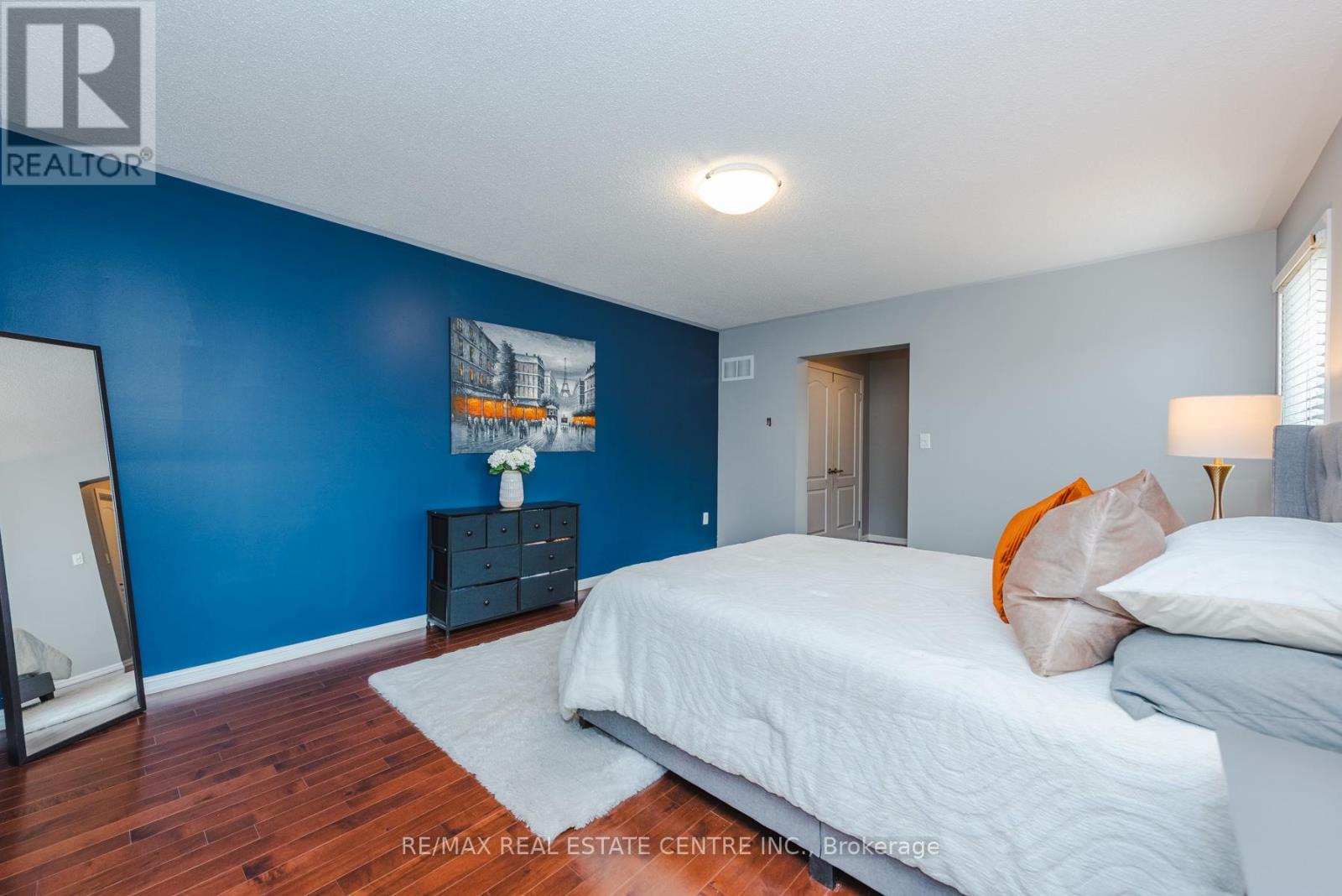 920 Bessy Trail, Milton, Ontario  L9T 0H2 - Photo 18 - W12931262