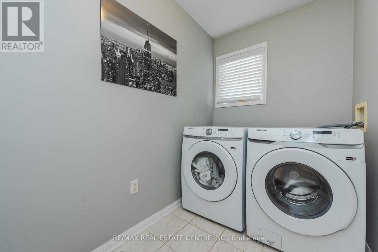 920 Bessy Trail, Milton, Ontario  L9T 0H2 - Photo 28 - W12931262