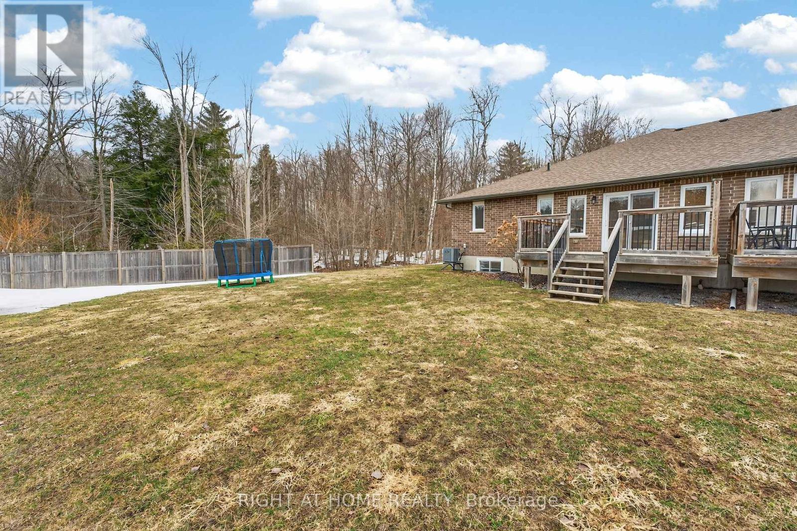 107 Aspen Drive, Quinte West, Ontario  K8V 0E2 - Photo 27 - X12931244