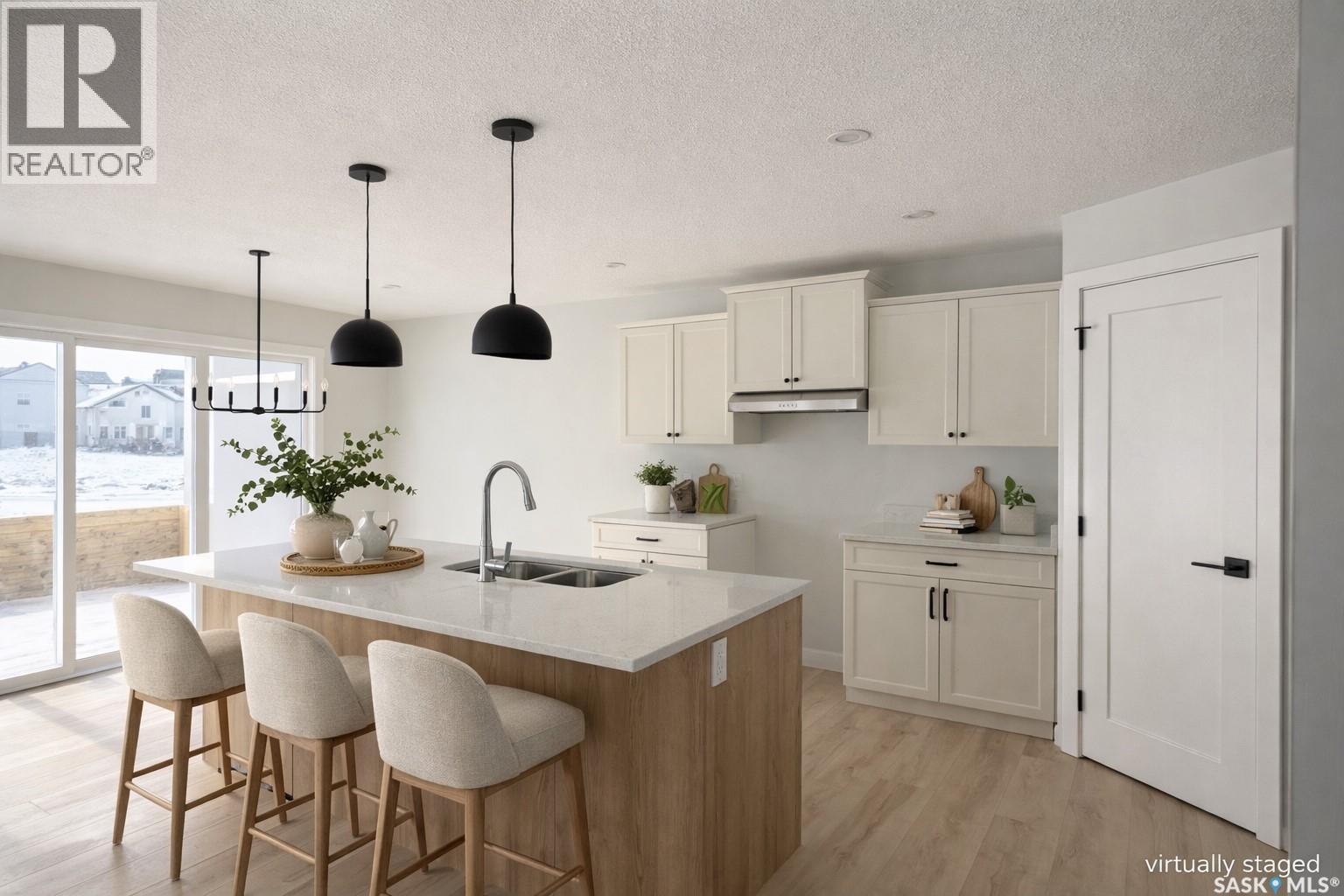 314 Katz Avenue, Saskatoon, Saskatchewan  S7V 1Y6 - Photo 3 - SK031497