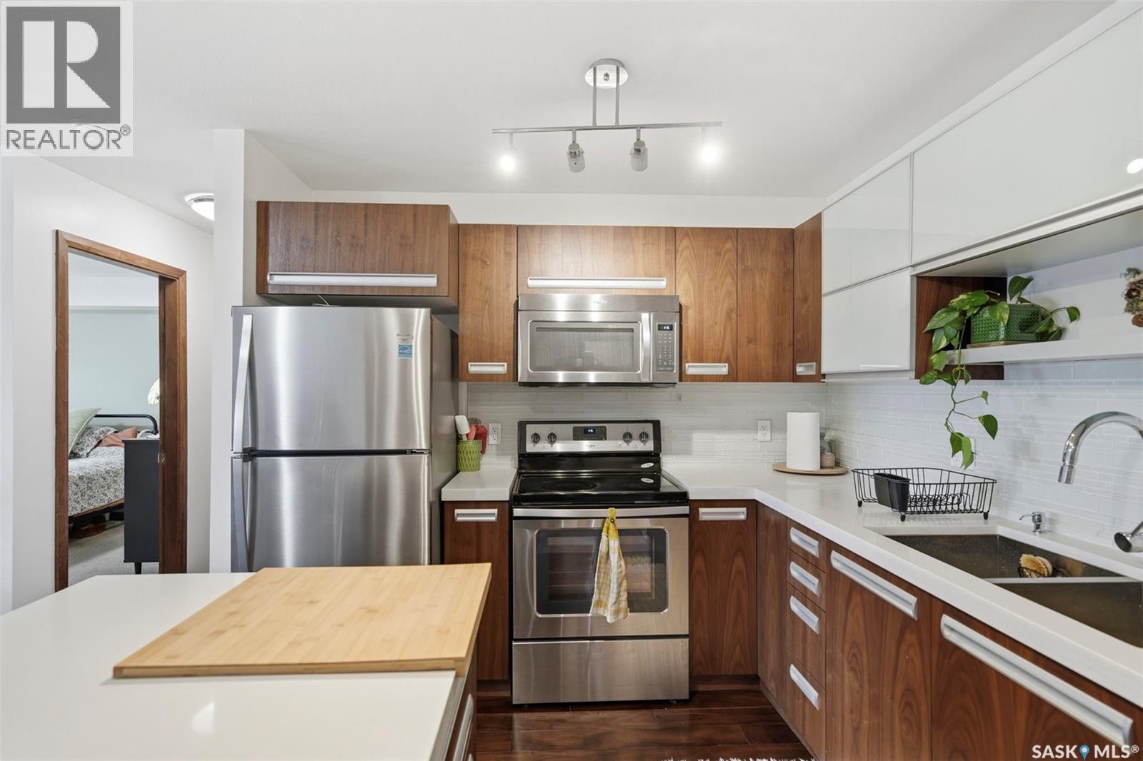 211 130 Phelps Way, Saskatoon, Saskatchewan  S7V 0K5 - Photo 8 - SK031494