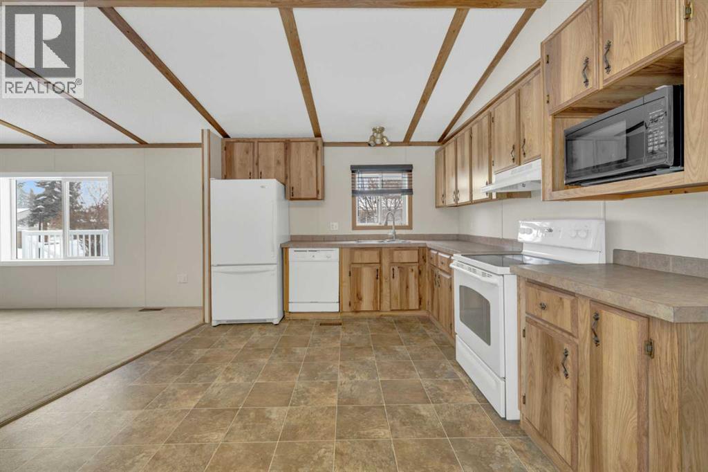 77, 6205 54 Street, Ponoka, Alberta  T4J 1M5 - Photo 14 - A2290390