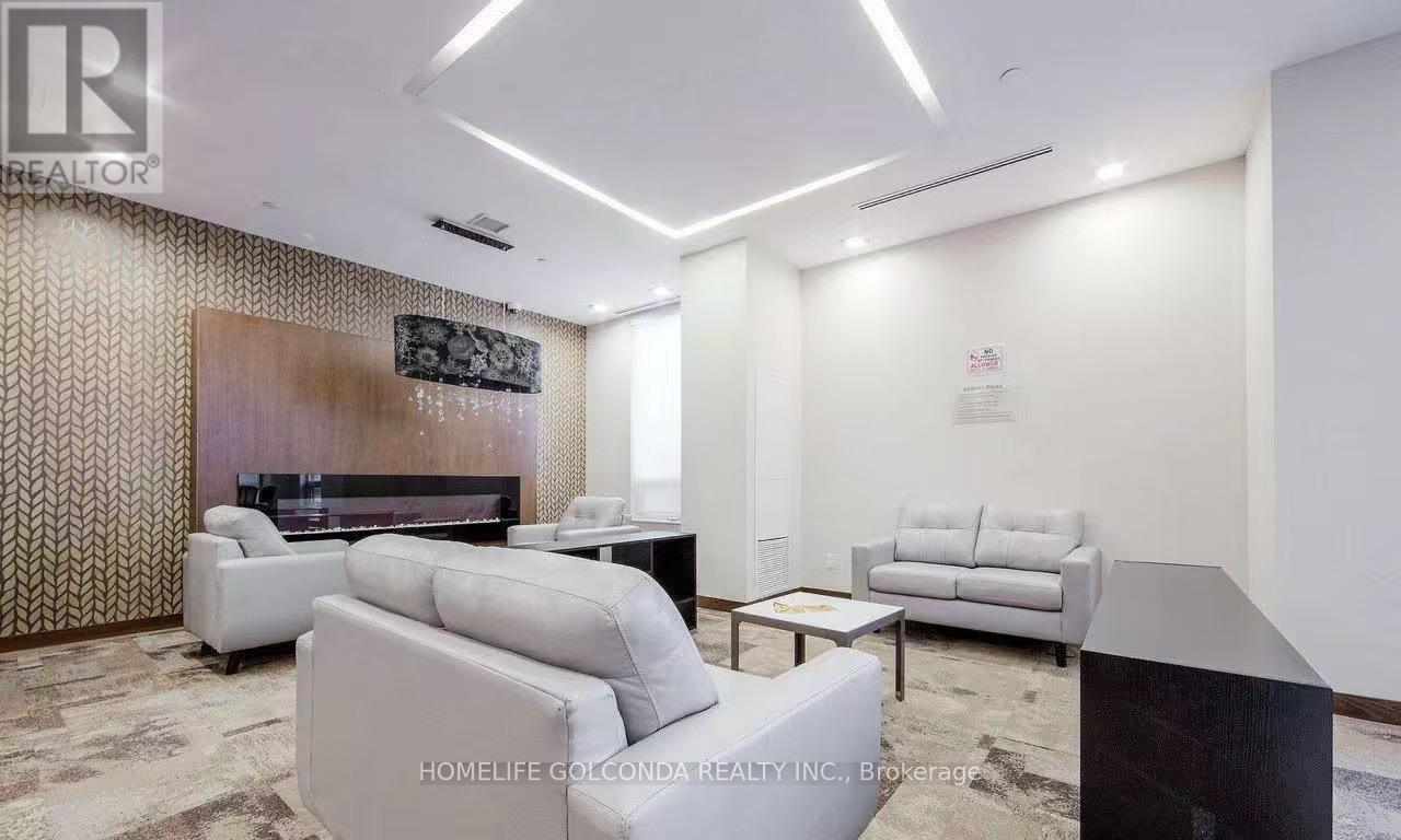 530 - 8228 Birchmount Road, Markham, Ontario  L3R 1A6 - Photo 15 - N12921136