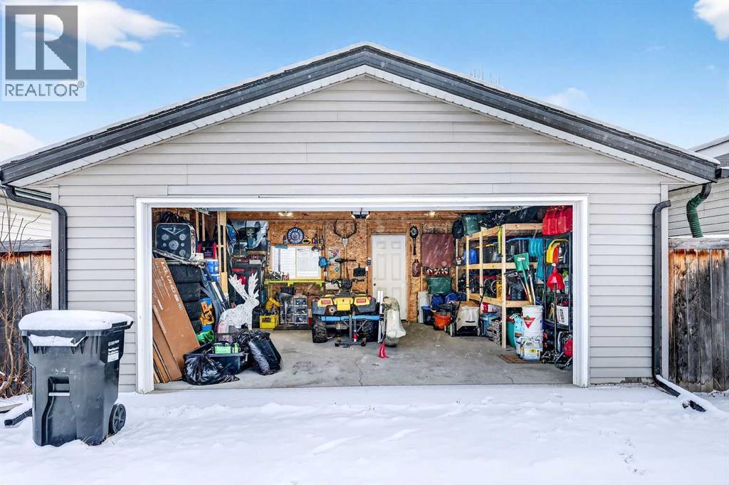 57 Everridge Way SW, Calgary, Alberta  T2Y 4S7 - Photo 40 - A2296795