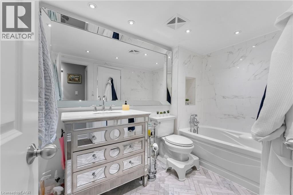 2261 Lake Shore Boulevard W, Toronto, Ontario  M8V 3X1 - Photo 21 - 40815339