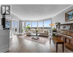 2261 LAKE SHORE Boulevard W, Toronto, Ontario