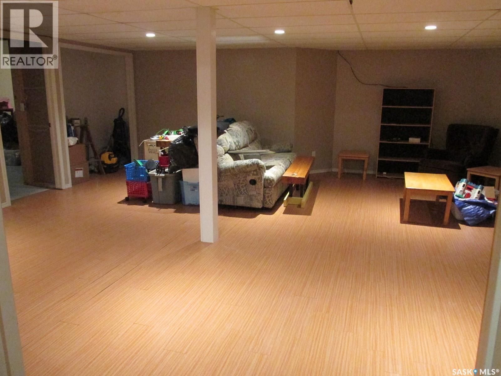 613 9th Avenue W, Nipawin, Saskatchewan  S0E 1E0 - Photo 34 - SK027472