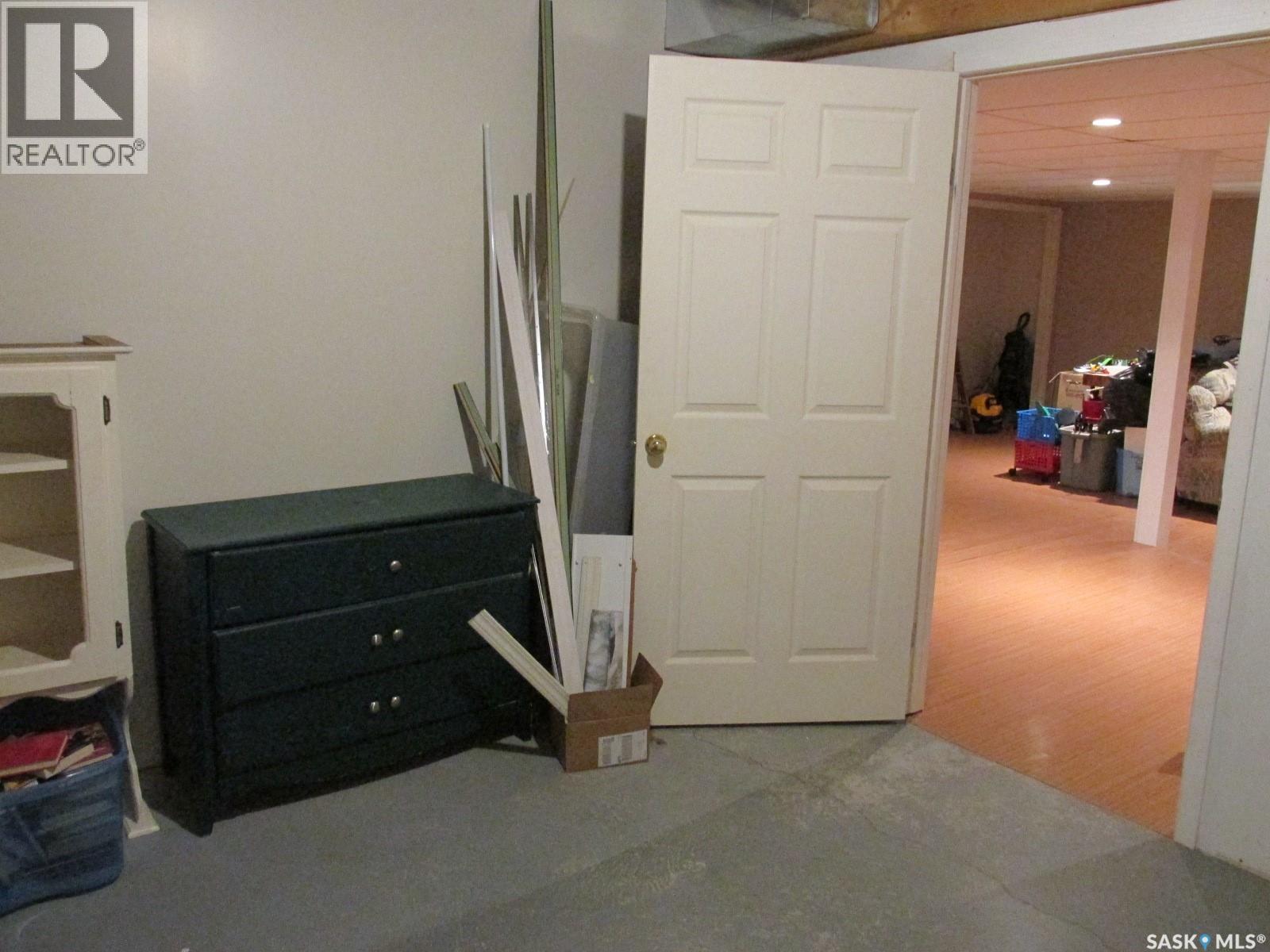 613 9th Avenue W, Nipawin, Saskatchewan  S0E 1E0 - Photo 42 - SK027472