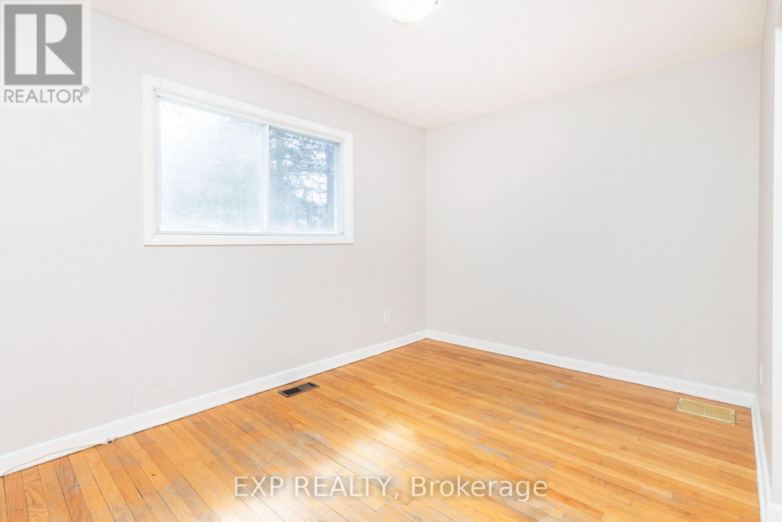 1272 Maitland Avenue, Ottawa, Ontario  K2C 2C6 - Photo 18 - X12931270