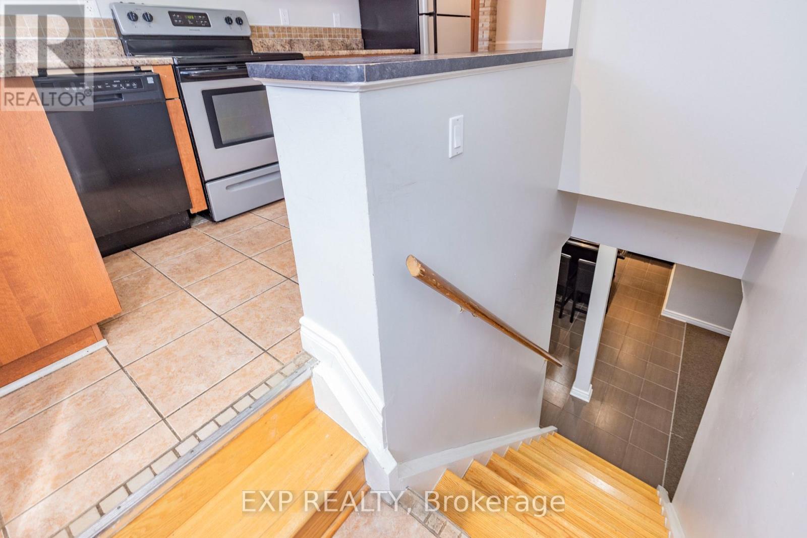 1272 Maitland Avenue, Ottawa, Ontario  K2C 2C6 - Photo 23 - X12931270