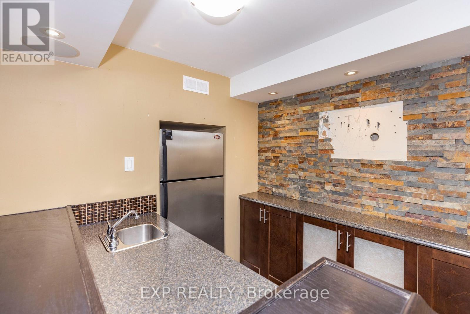 1272 Maitland Avenue, Ottawa, Ontario  K2C 2C6 - Photo 26 - X12931270