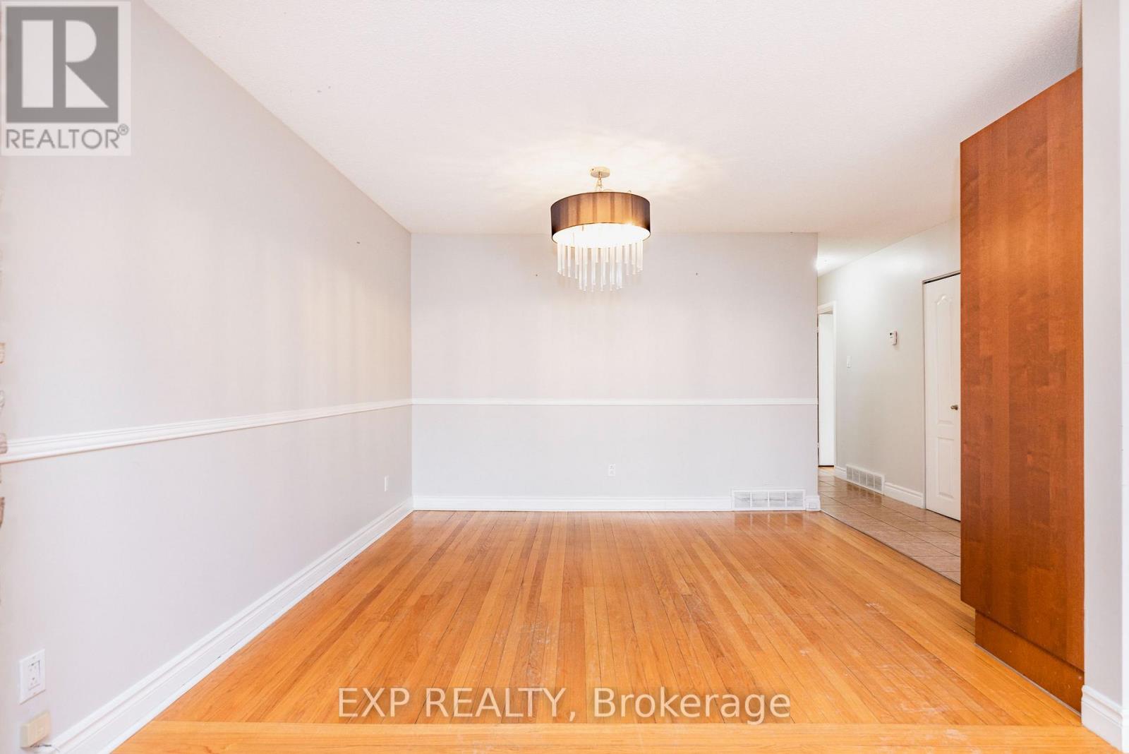 1272 Maitland Avenue, Ottawa, Ontario  K2C 2C6 - Photo 7 - X12931270