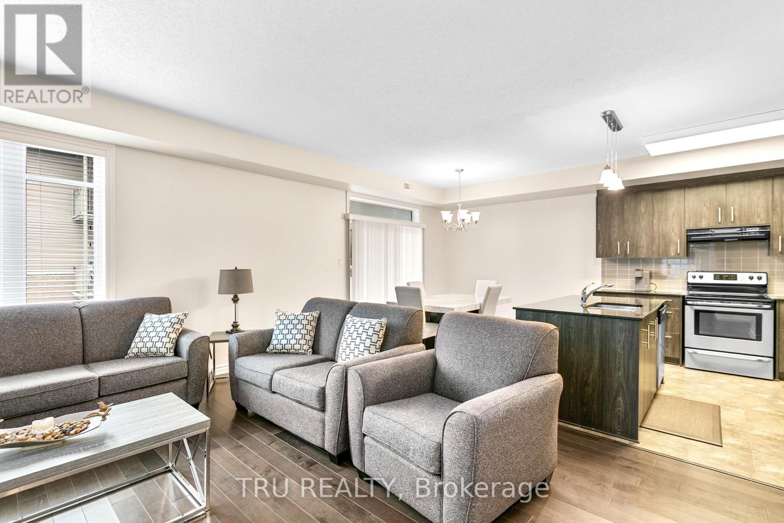 28 Tadley Private, Ottawa, Ontario  K2J 2T3 - Photo 11 - X12931272