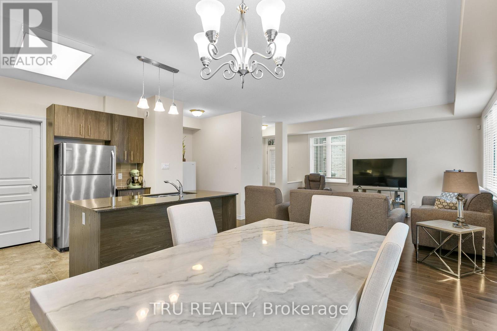 28 Tadley Private, Ottawa, Ontario  K2J 2T3 - Photo 15 - X12931272