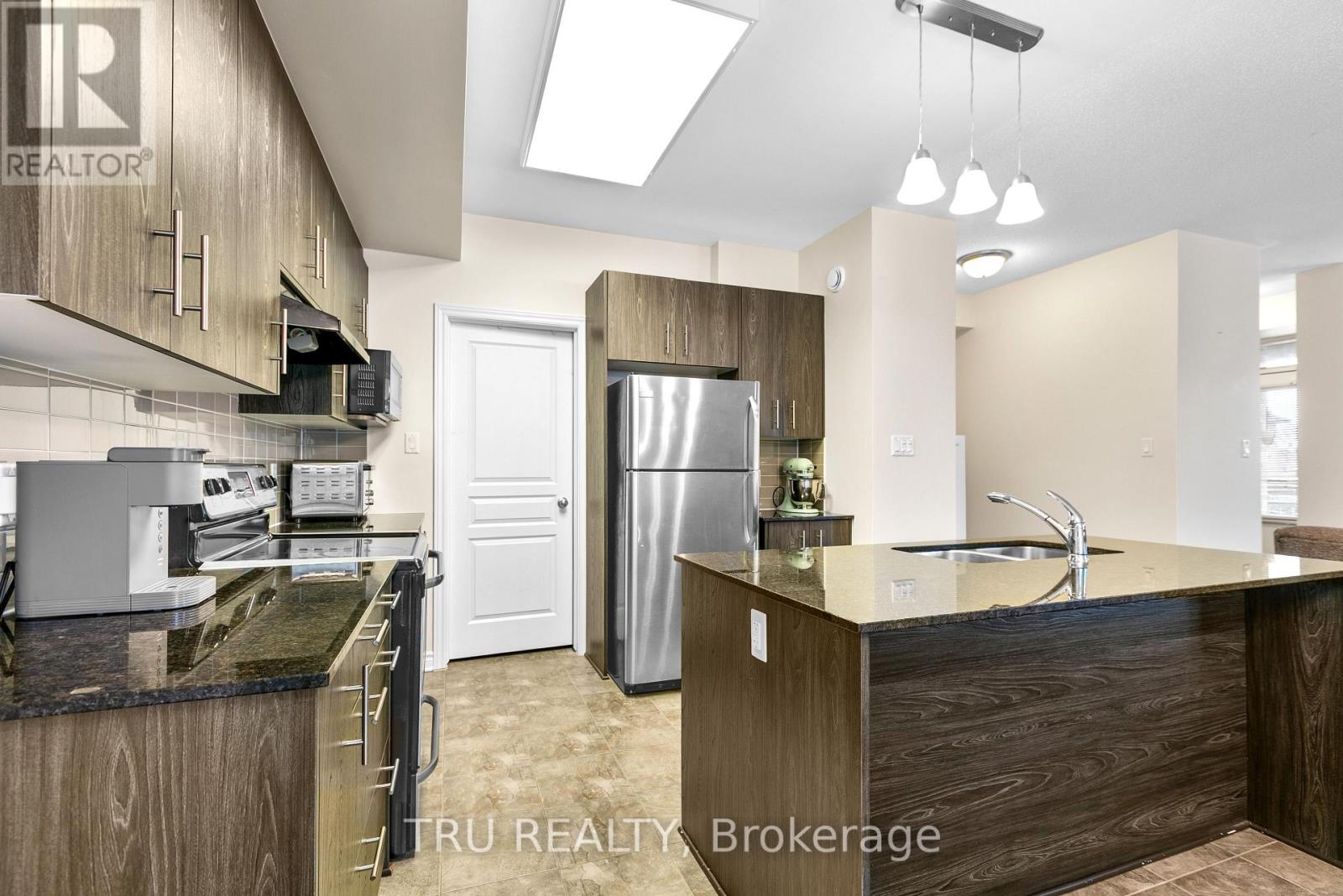 28 Tadley Private, Ottawa, Ontario  K2J 2T3 - Photo 16 - X12931272